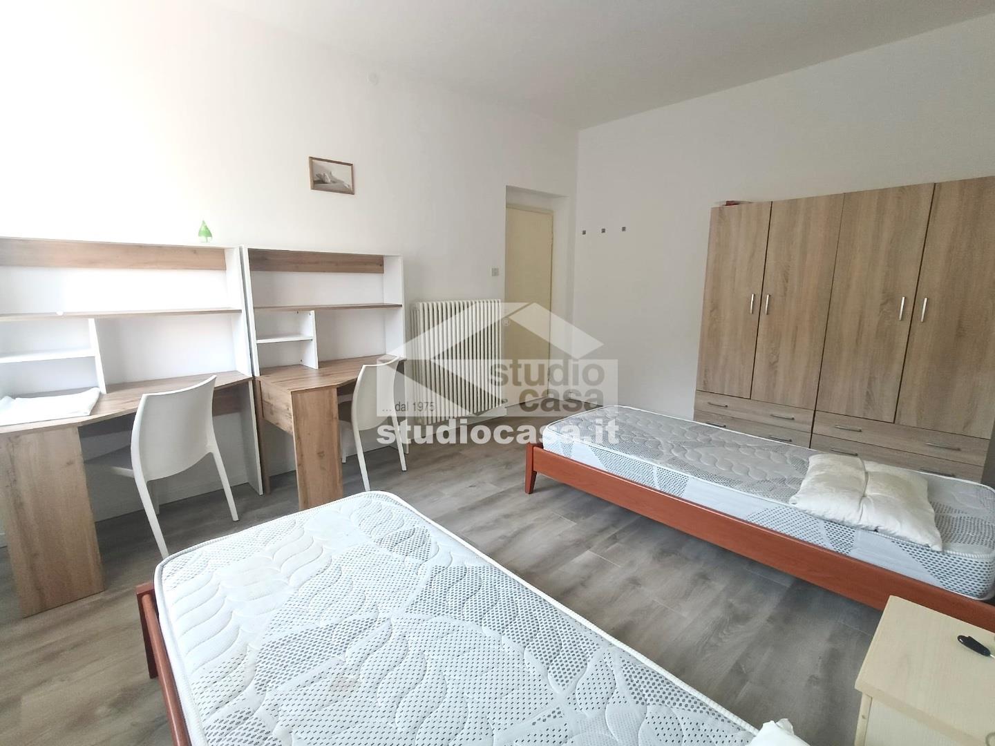 Stanza in Appartamento in affitto a Rovereto