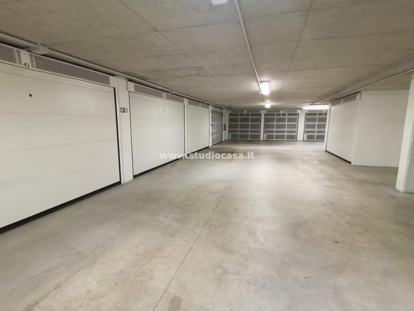 Box / Autorimessa in vendita a Rovereto