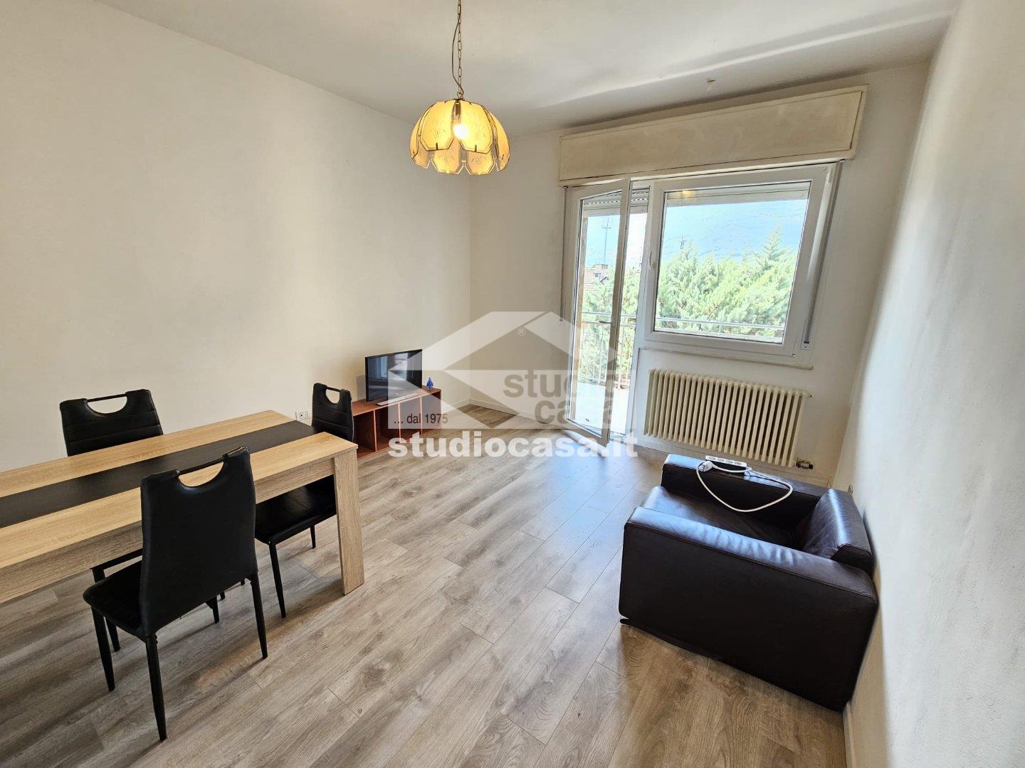 Stanza in Appartamento in affitto a Rovereto