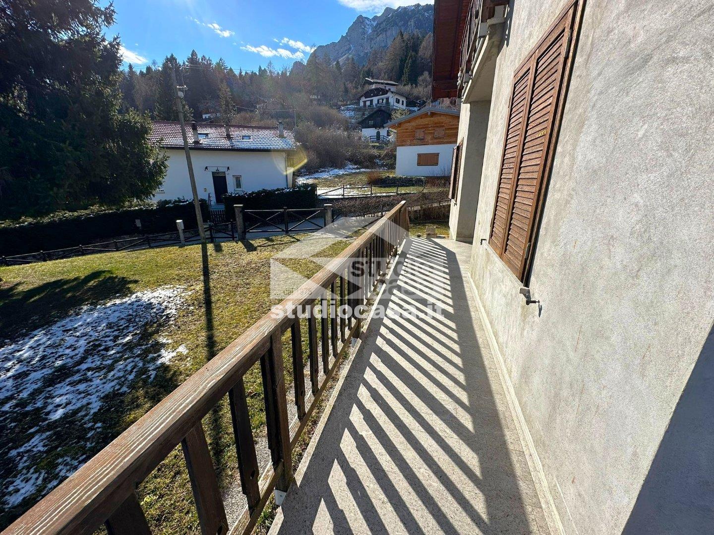 Villa Unifamiliare in vendita a Isera