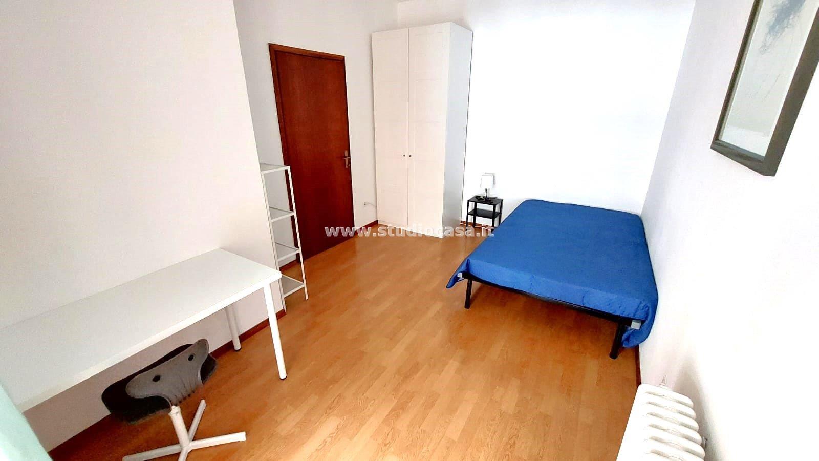 Stanza in Appartamento in affitto a Rovereto