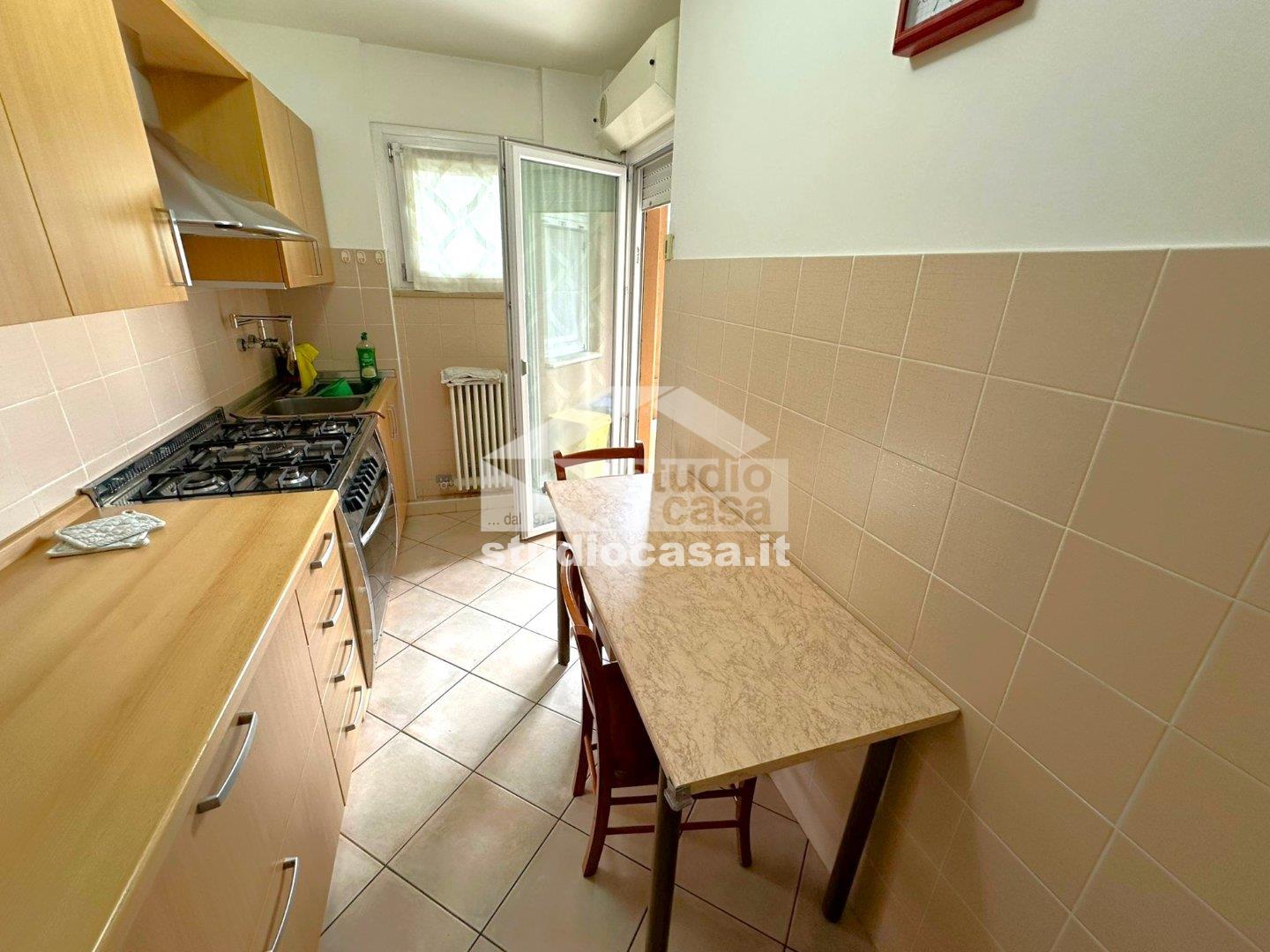 Stanza in Appartamento in affitto a Rovereto