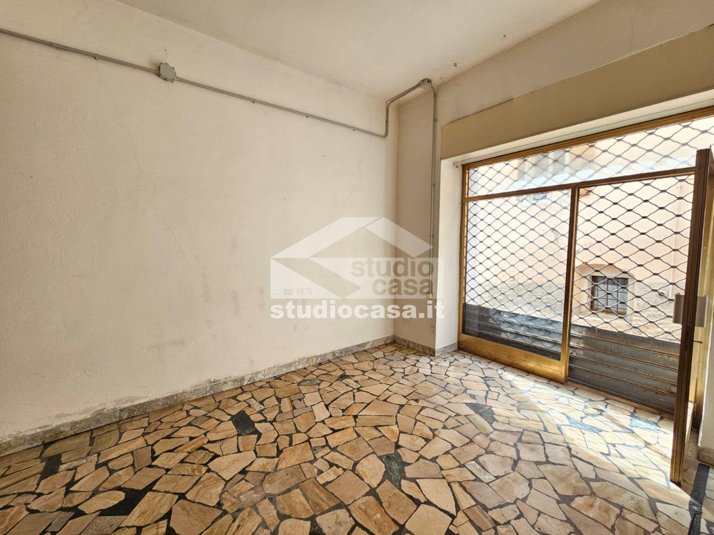 Box / Autorimessa in vendita a Isera