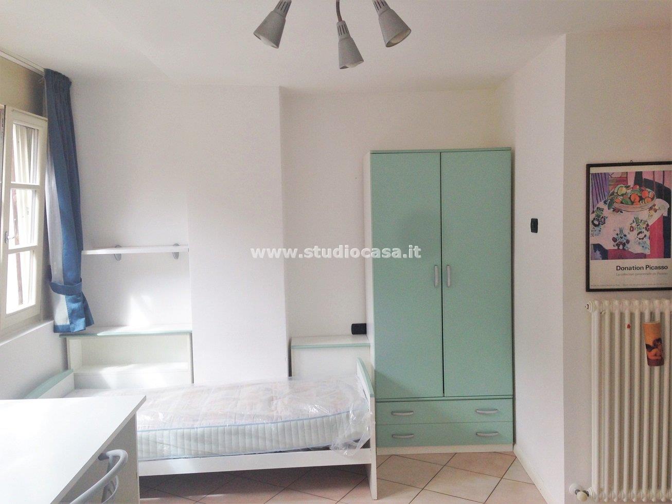 Stanza in Appartamento in affitto a Rovereto
