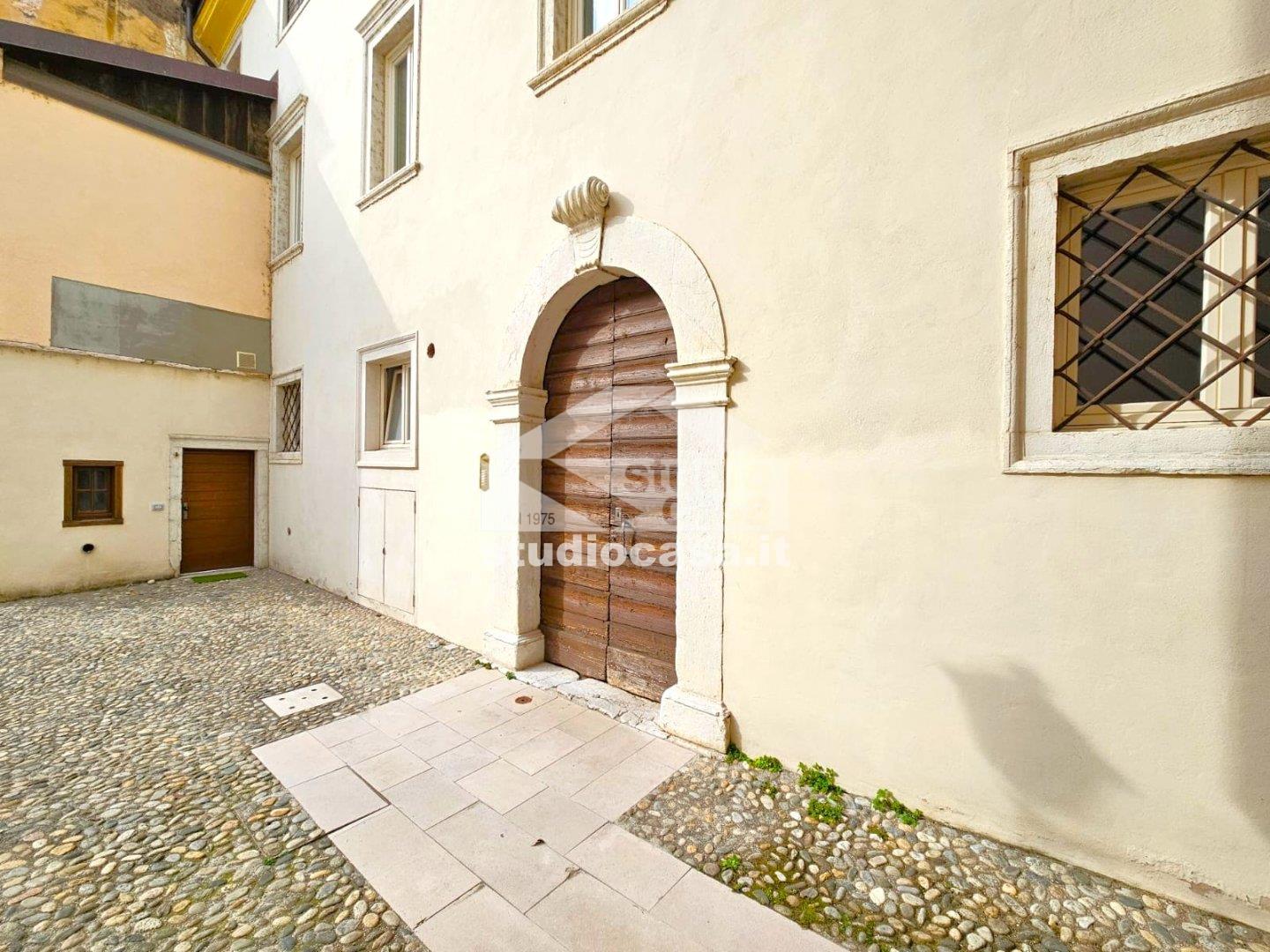 Appartamento in vendita a Rovereto