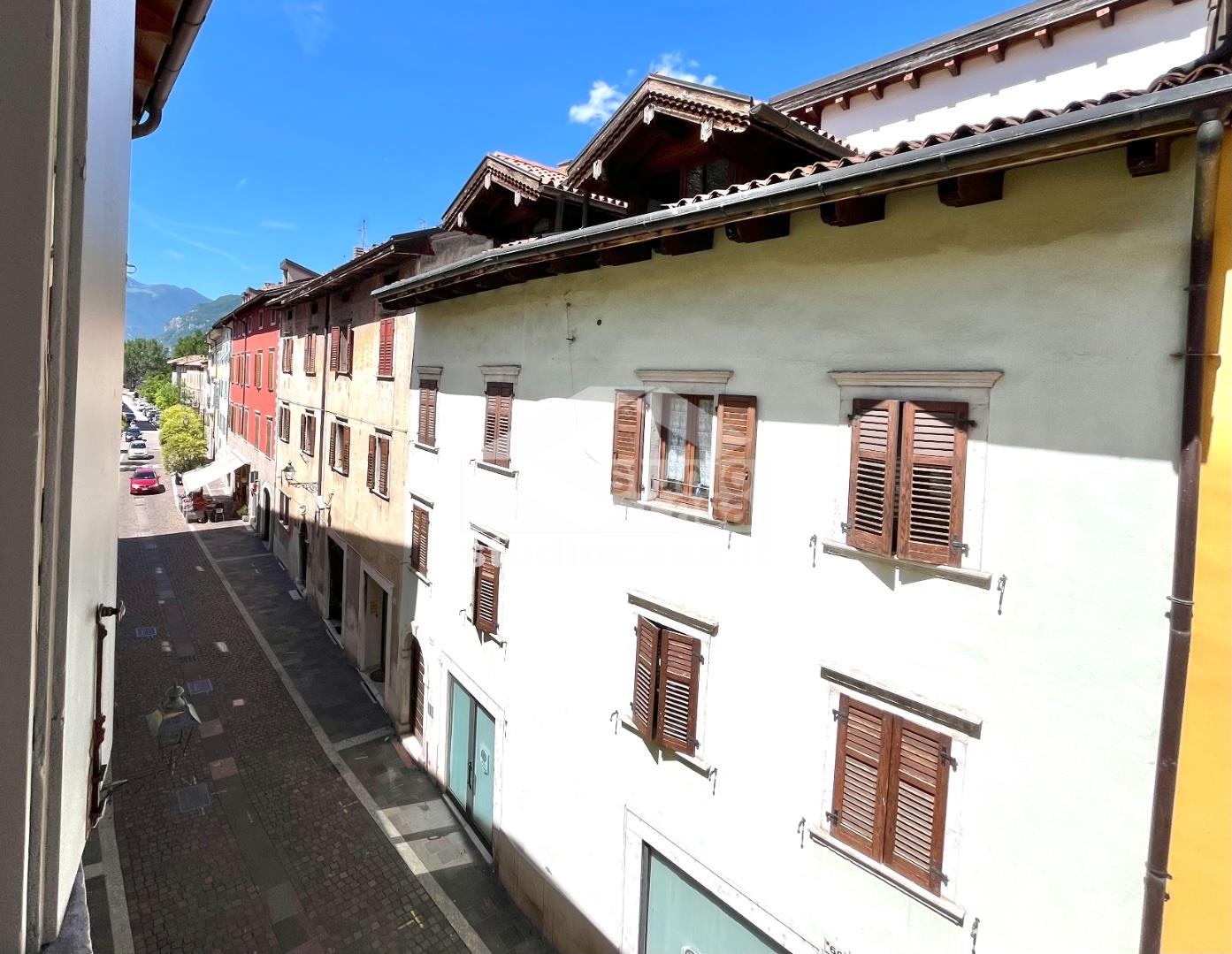 Stanza in Appartamento in affitto a Rovereto