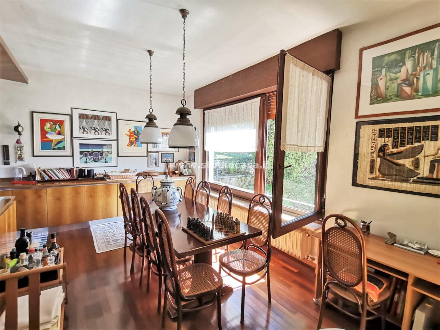 Villa Unifamiliare in vendita a Rovereto