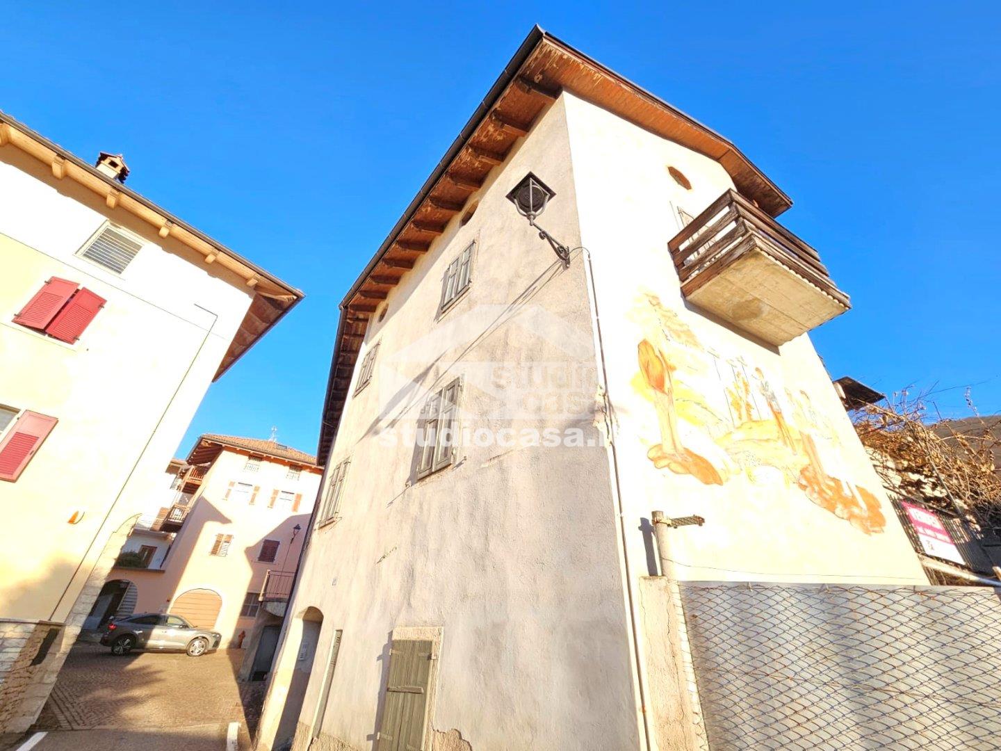 Appartamento in vendita a Rovereto