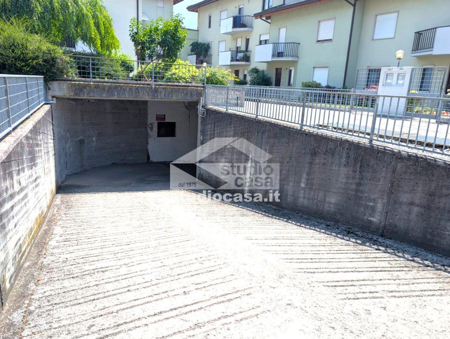 Magazzino in affitto a Volano