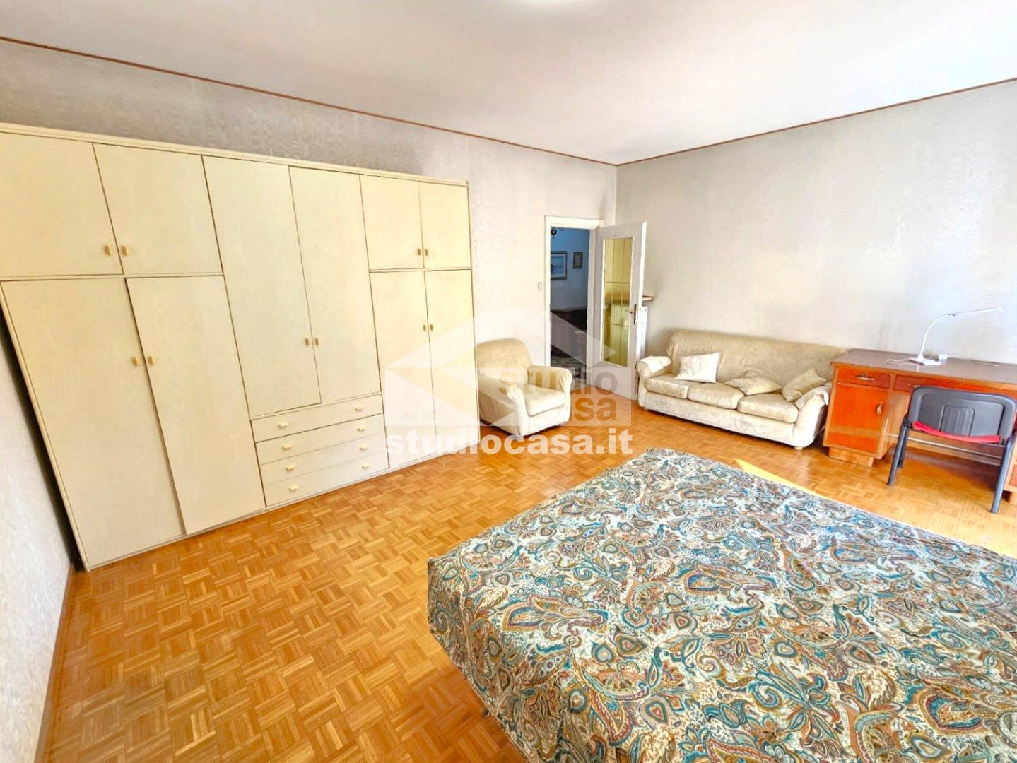 Stanza in Appartamento in affitto a Rovereto