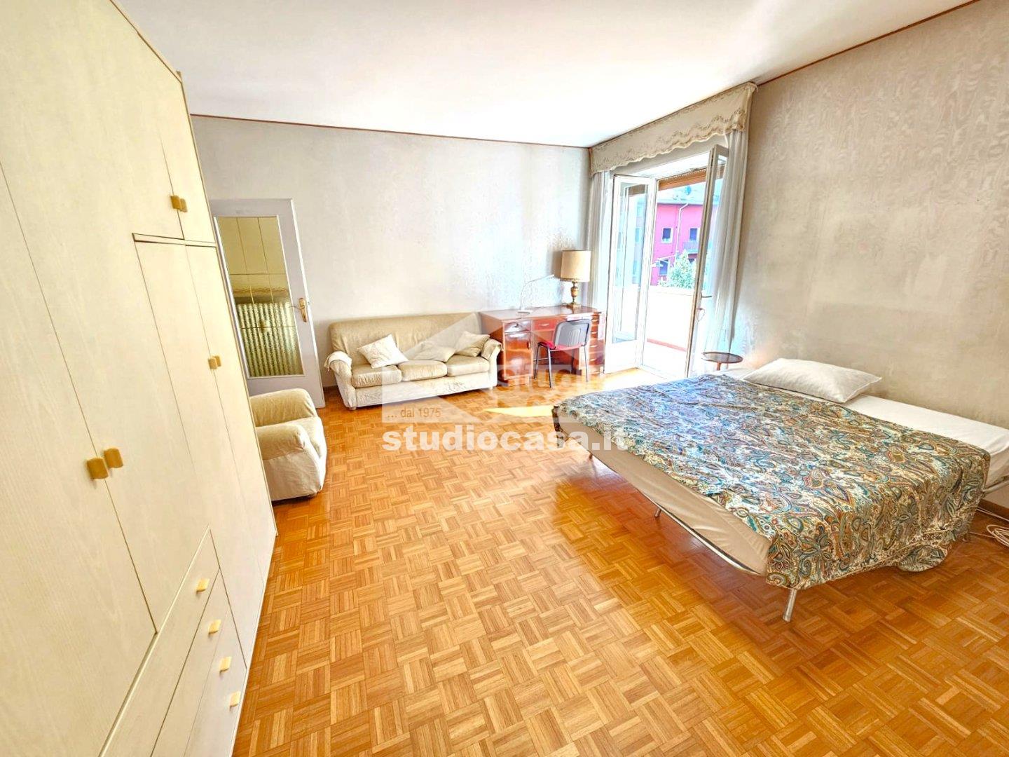 Stanza in Appartamento in affitto a Rovereto