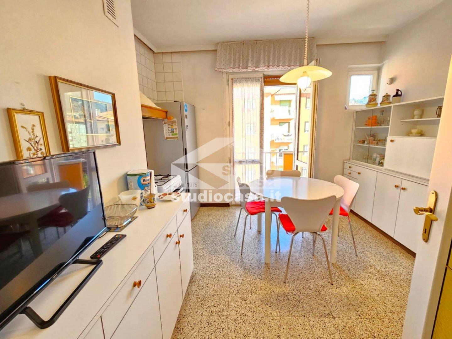 Stanza in Appartamento in affitto a Rovereto