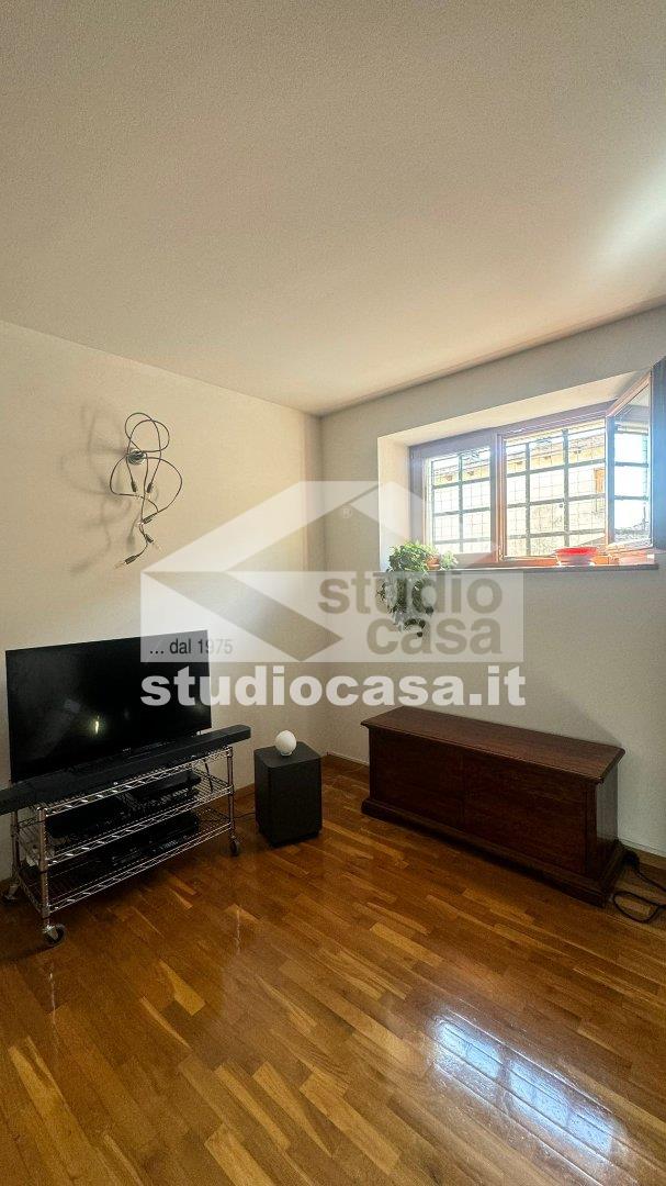 Appartamento in vendita a Besenello