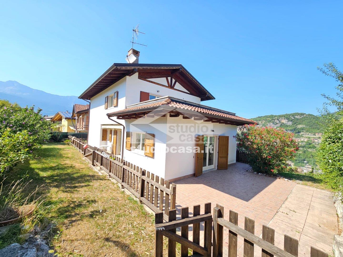Villa Unifamiliare in vendita a Rovereto