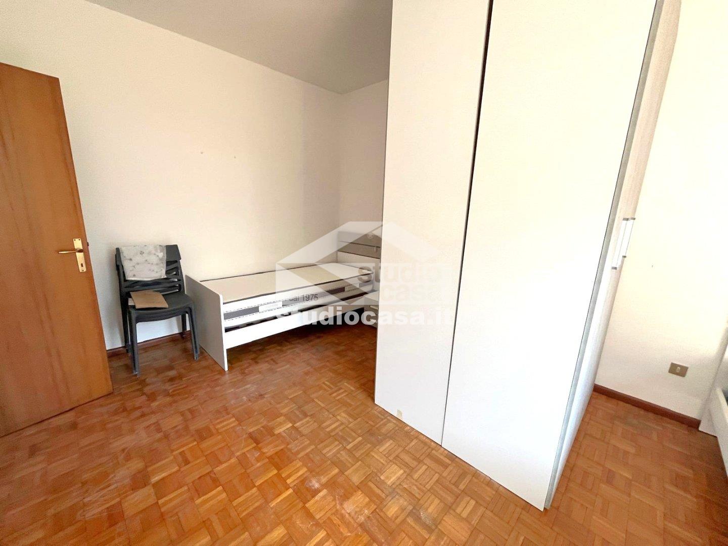 Stanza in Appartamento in affitto a Rovereto