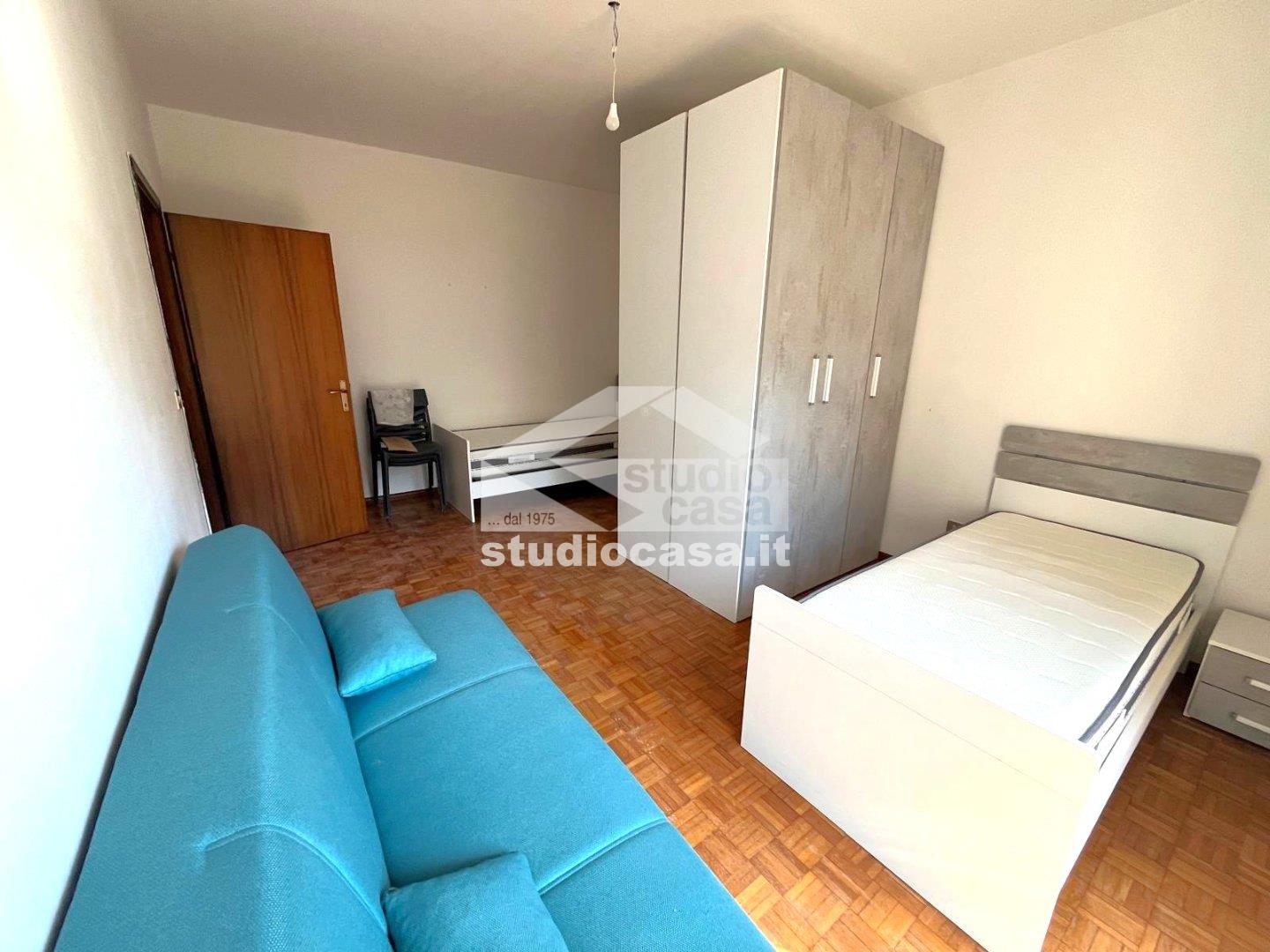 Stanza in Appartamento in affitto a Rovereto