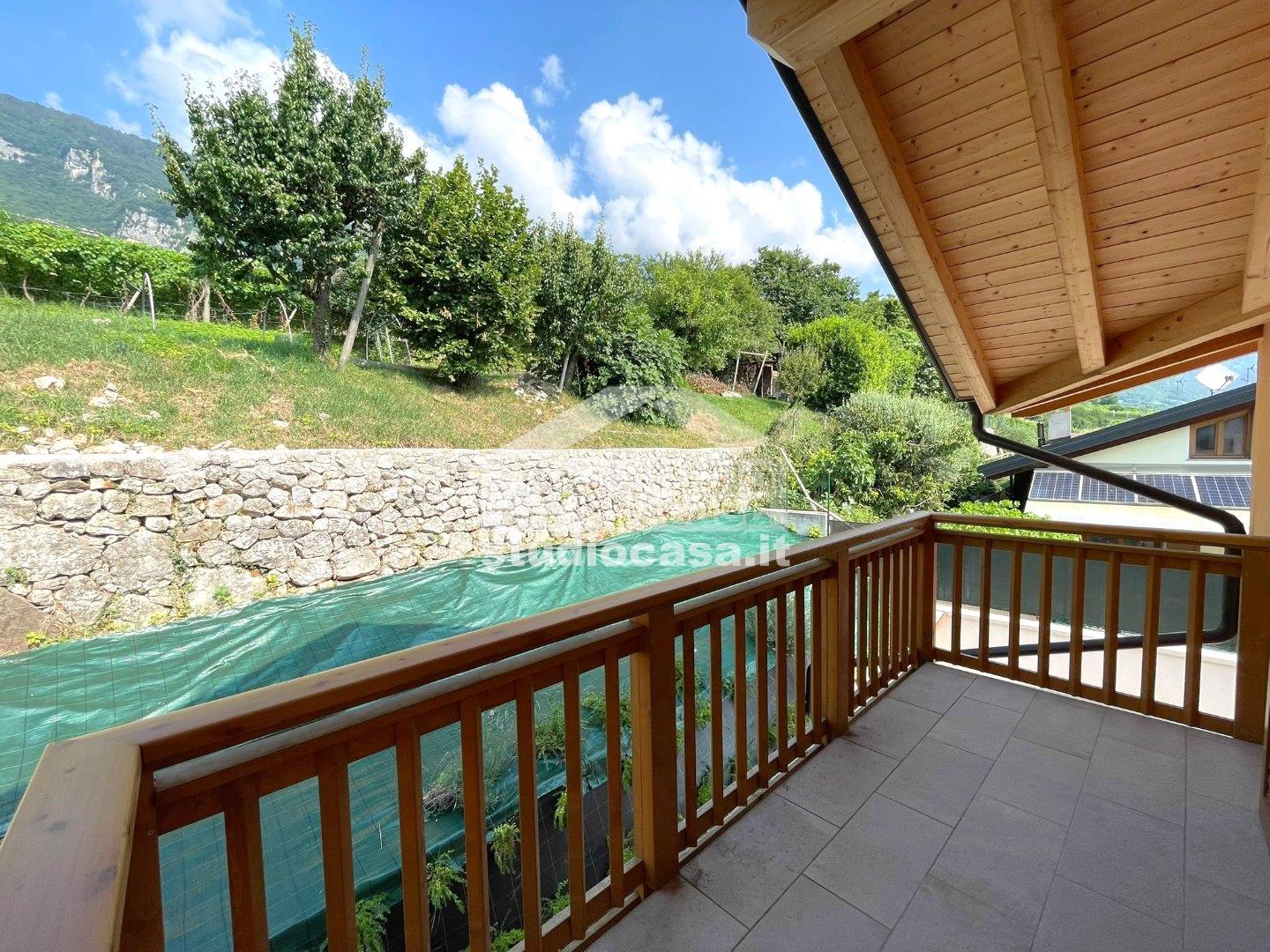 Villa a schiera in vendita a Nogaredo