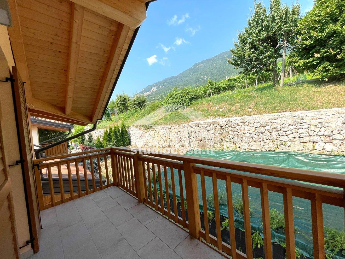 Villa a schiera in vendita a Nogaredo
