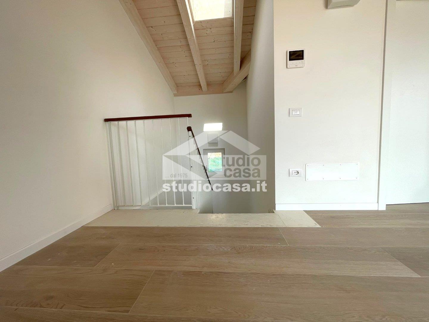Villa a schiera in vendita a Nogaredo