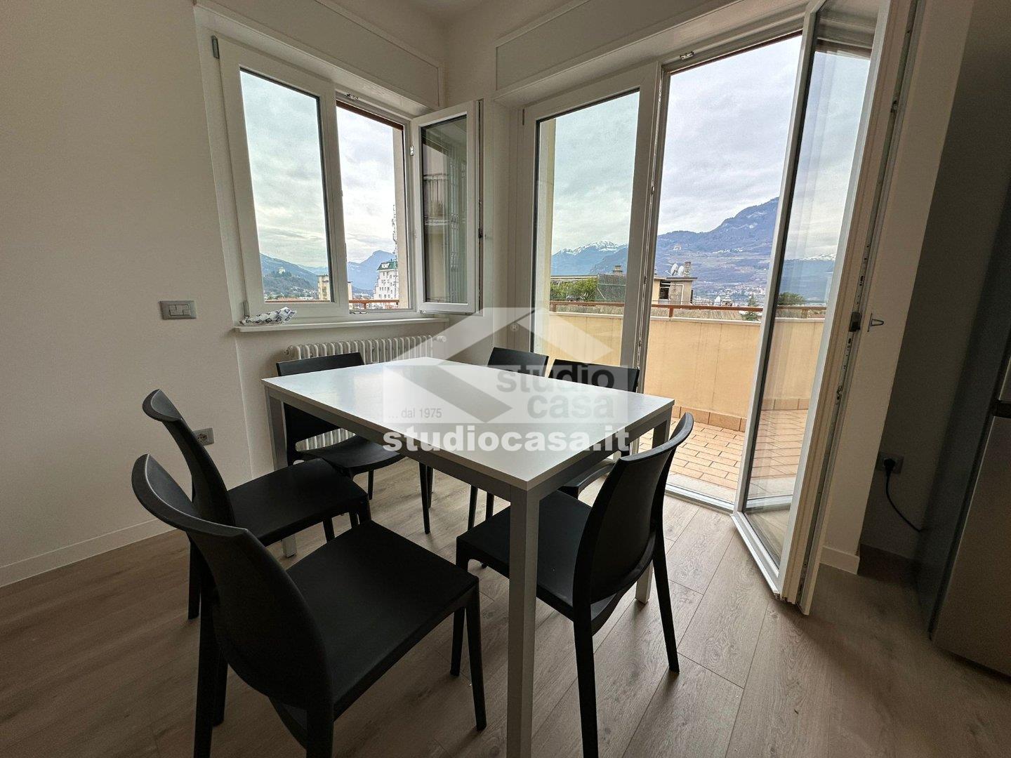 Stanza in Appartamento in affitto a Rovereto