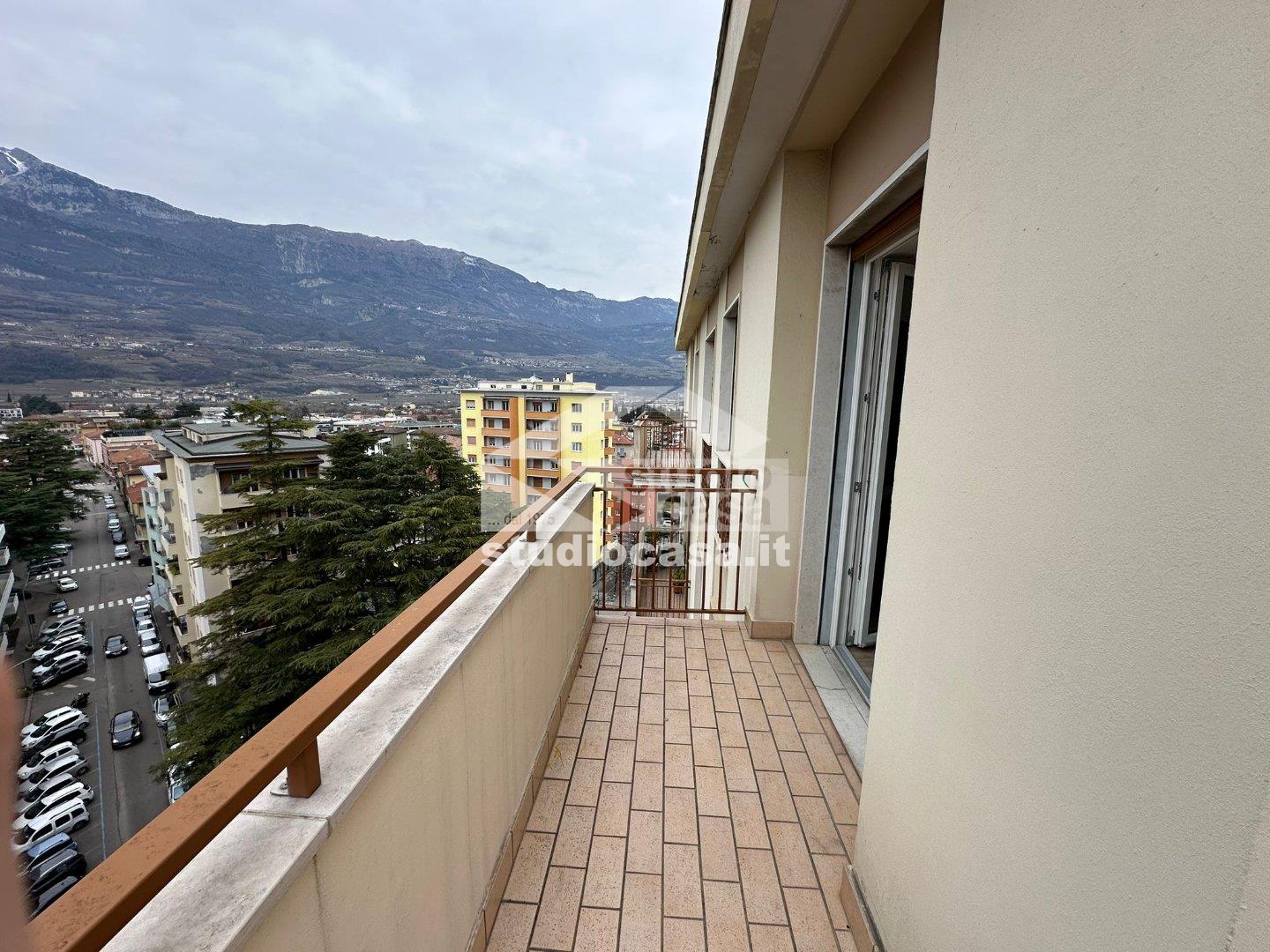 Stanza in Appartamento in affitto a Rovereto