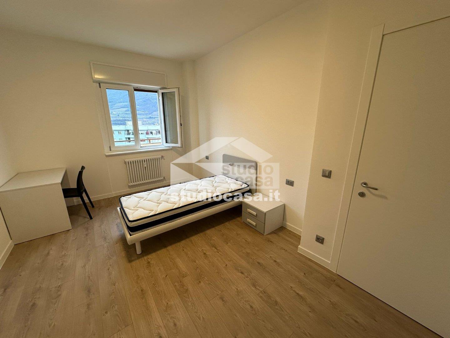 Stanza in Appartamento in affitto a Rovereto