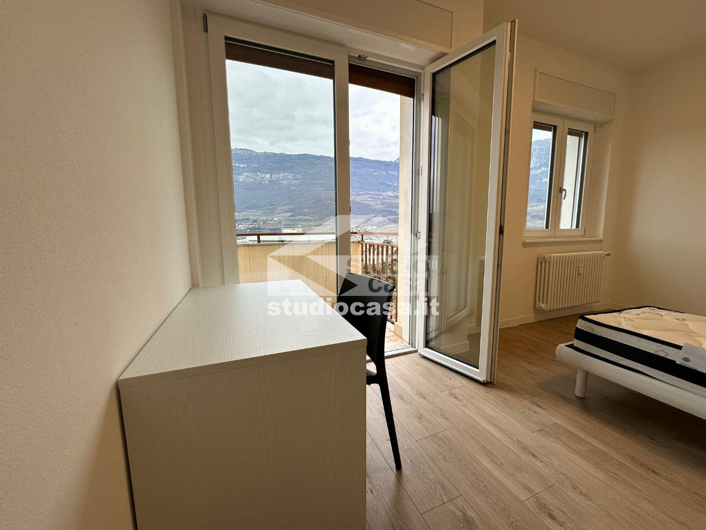 Stanza in Appartamento in affitto a Rovereto