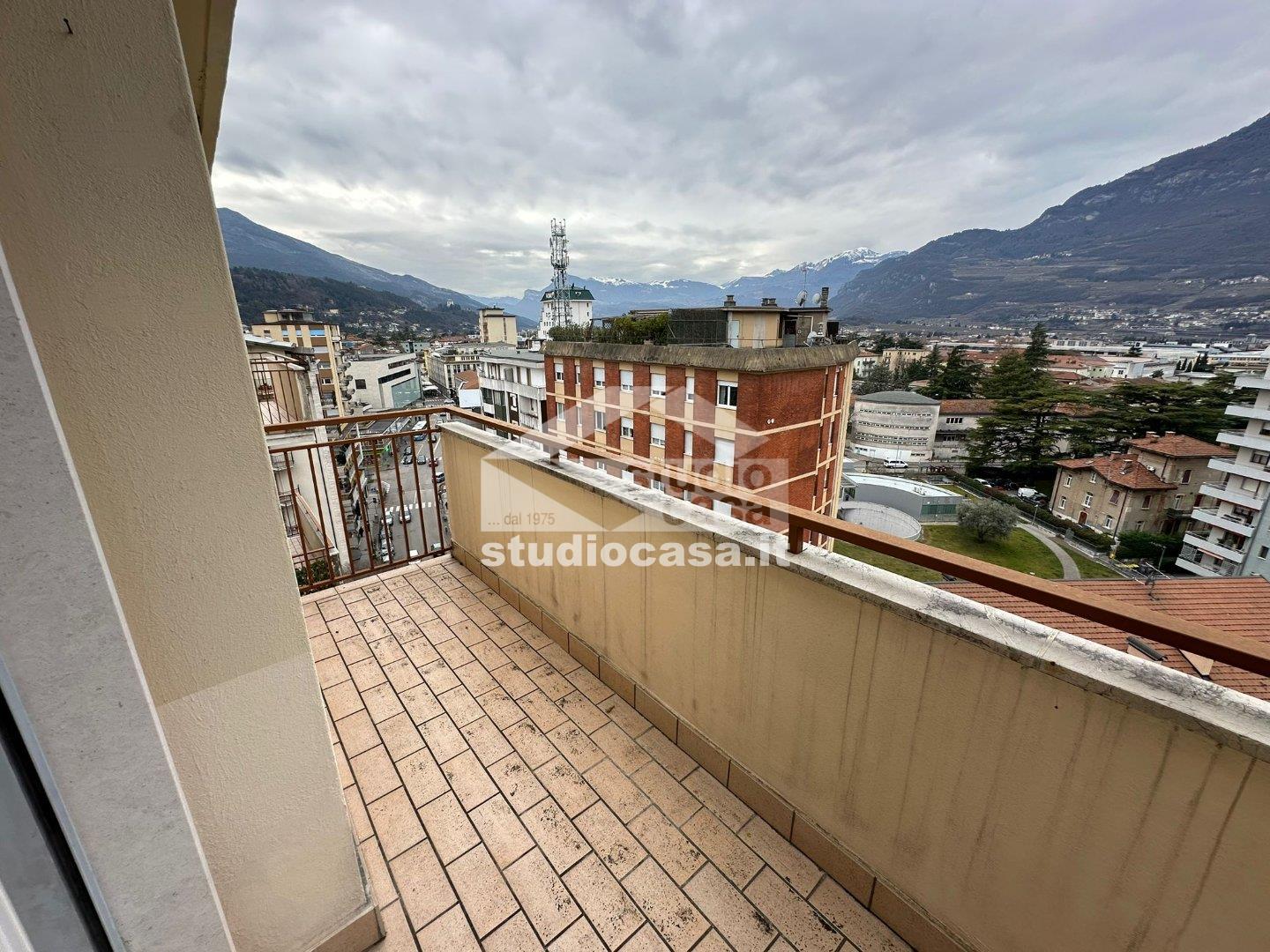 Stanza in Appartamento in affitto a Rovereto