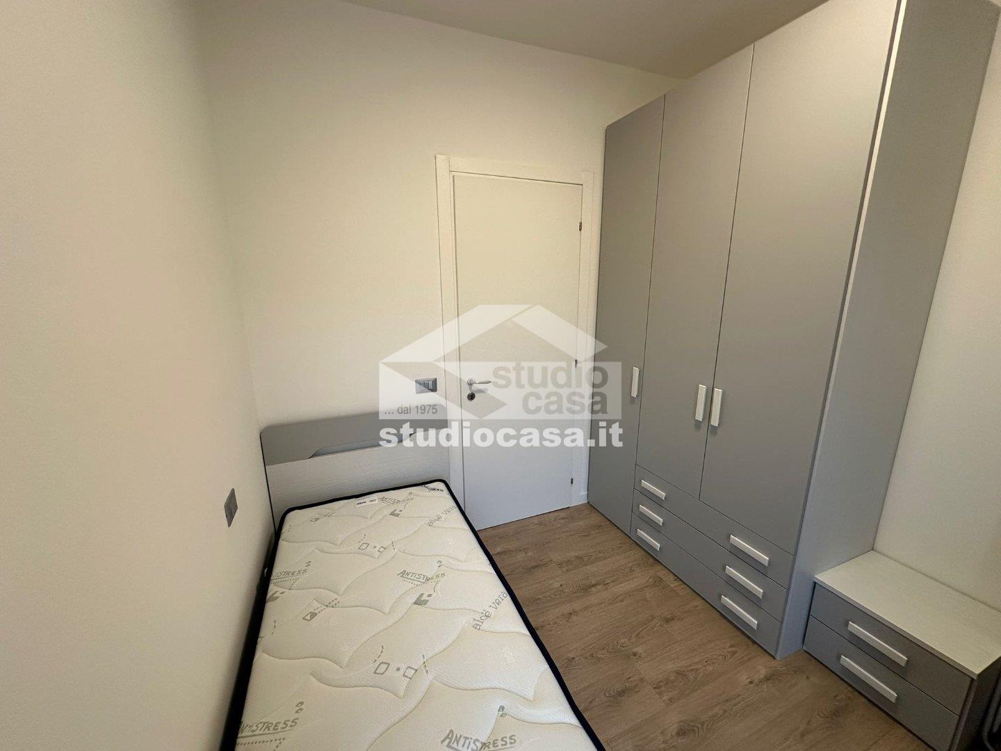 Stanza in Appartamento in affitto a Rovereto