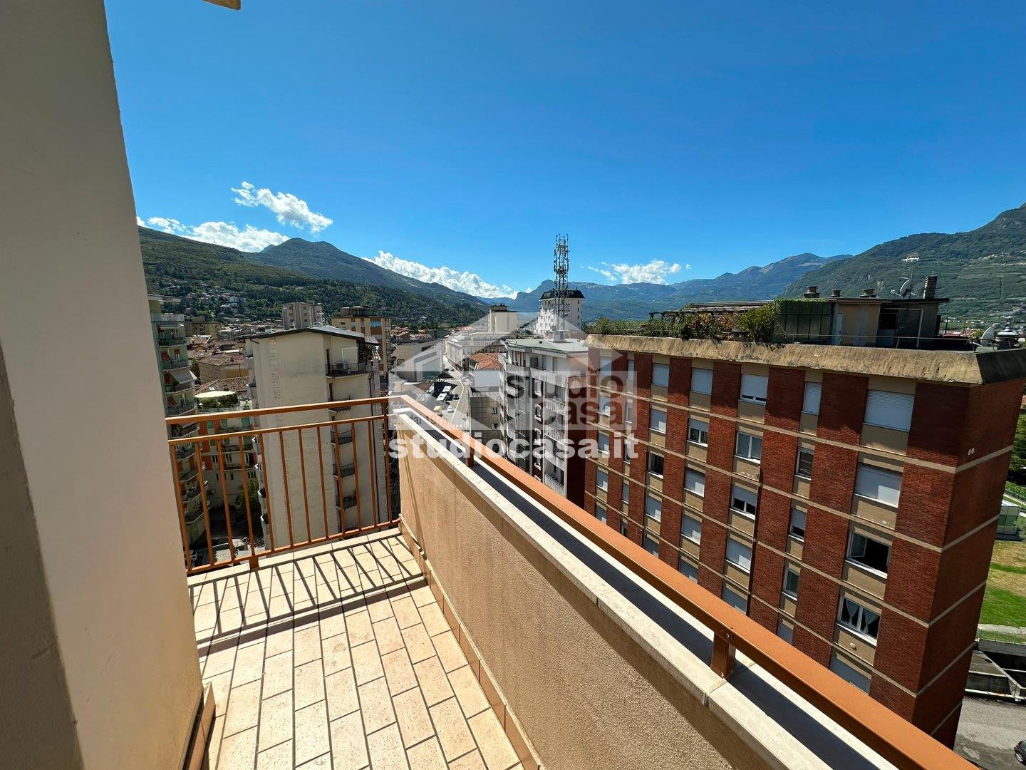 Stanza in Appartamento in affitto a Rovereto