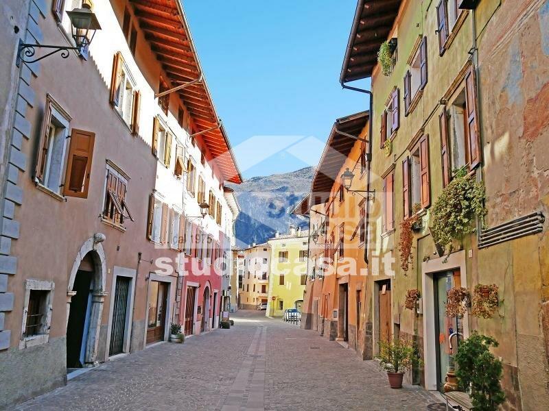 Appartamento in vendita a Besenello