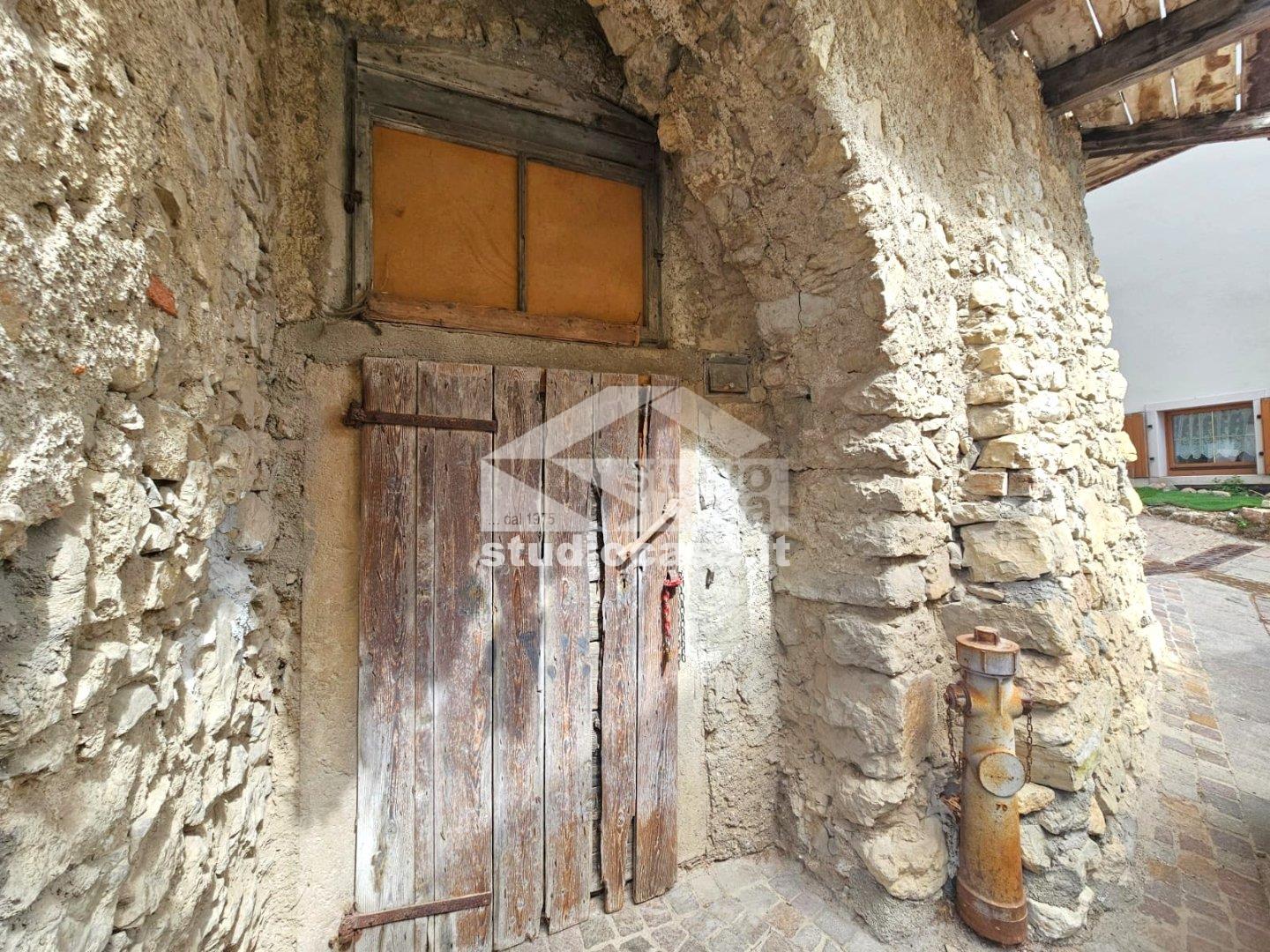 Casa Rustica in vendita a Rovereto