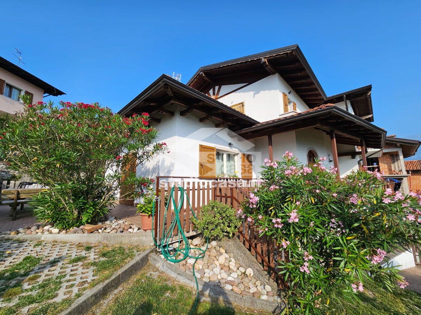 Villa Unifamiliare in vendita a Rovereto