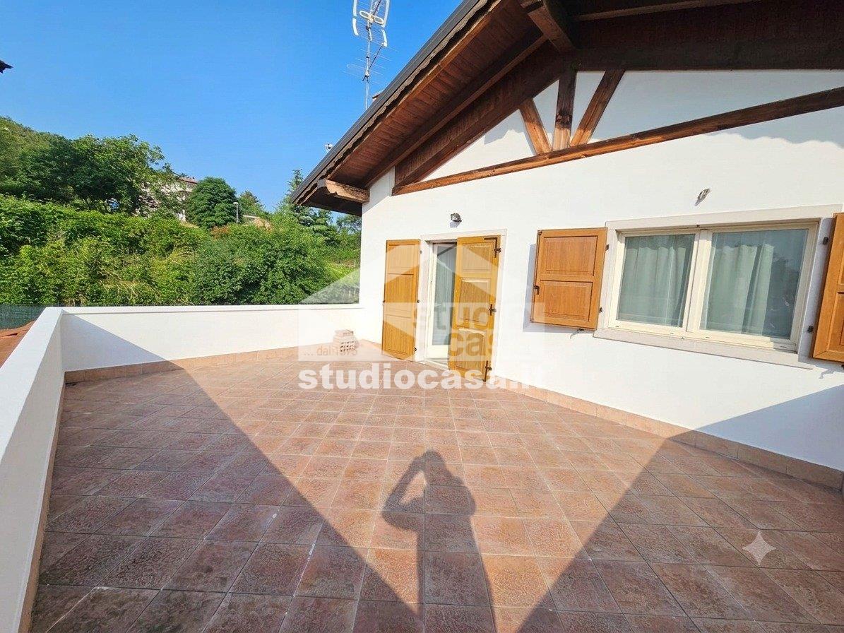 Villa Unifamiliare in vendita a Rovereto