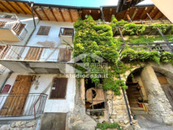 Casa Rustica in vendita a Rovereto