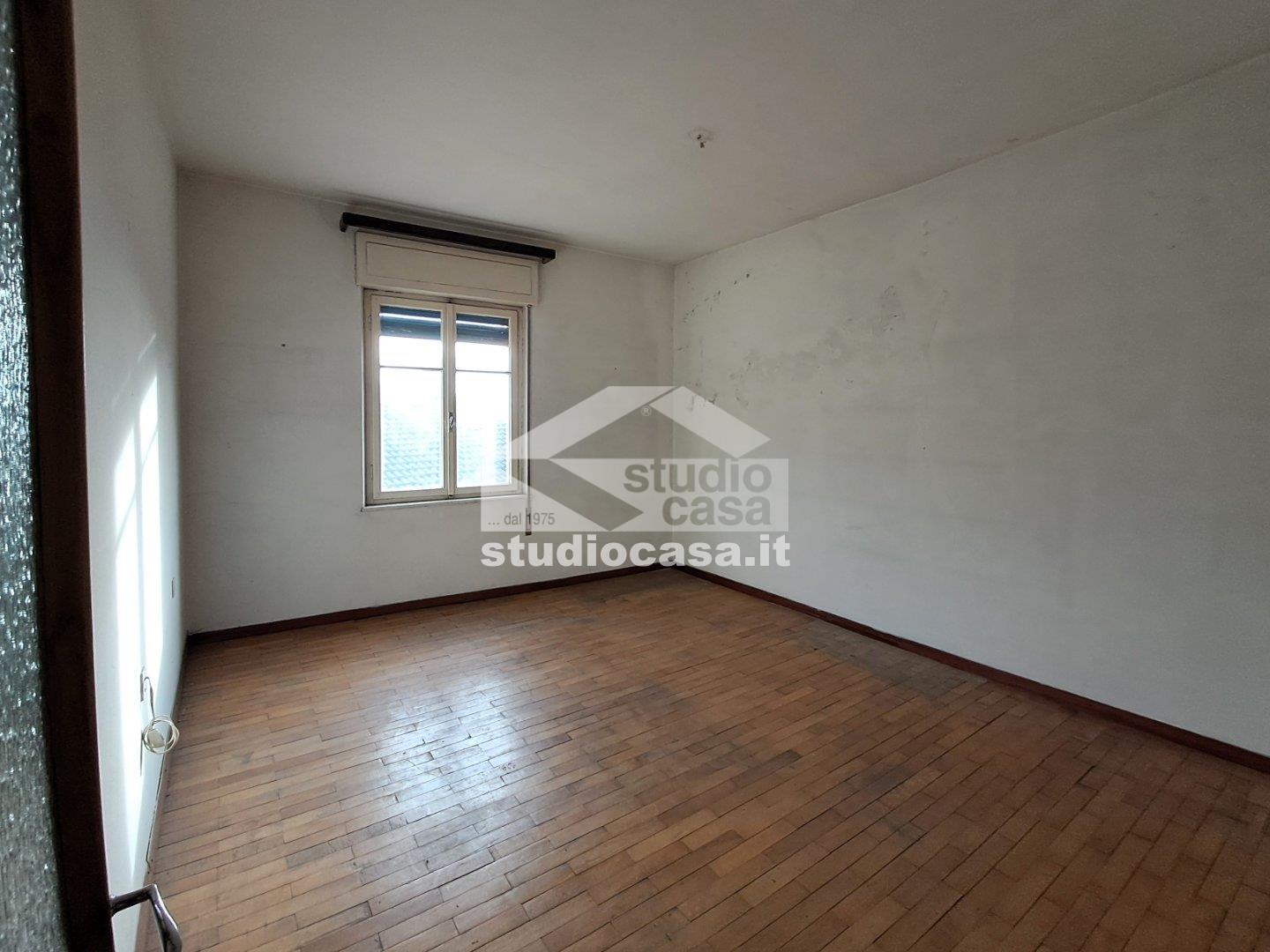 Appartamento in vendita a Ronzo-Chienis