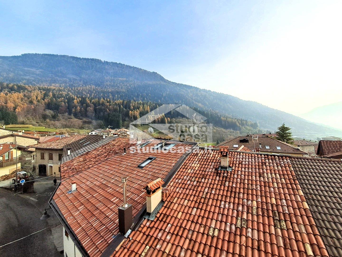 Appartamento in vendita a Ronzo-Chienis