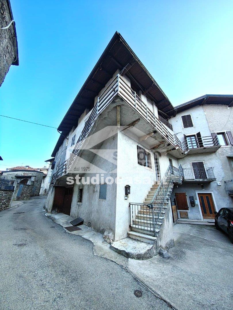 Casa Bifamiliare in vendita a Brentonico