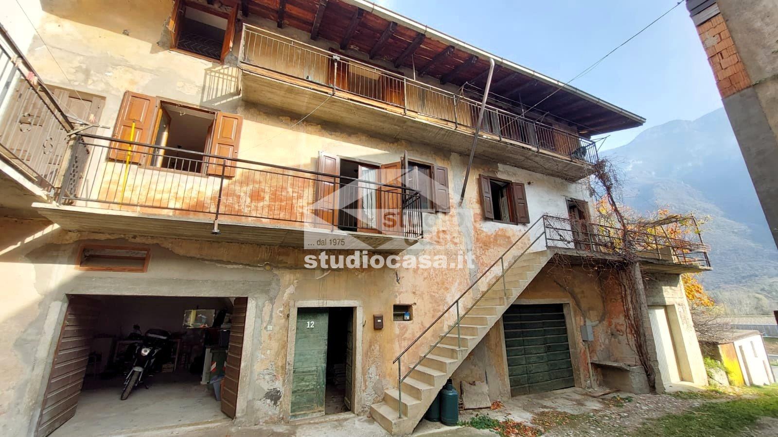 Casa Bifamiliare in vendita a Avio