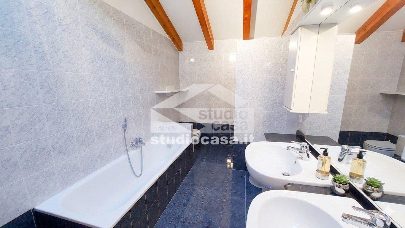 Villa Bifamiliare in vendita a Trento