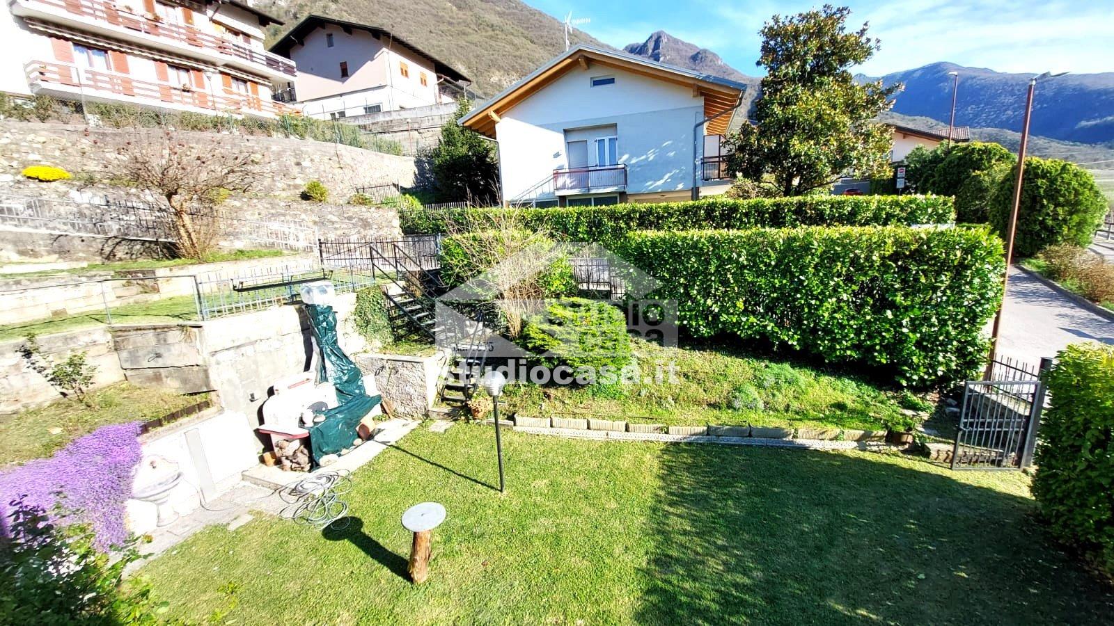 Villa Bifamiliare in vendita a Trento
