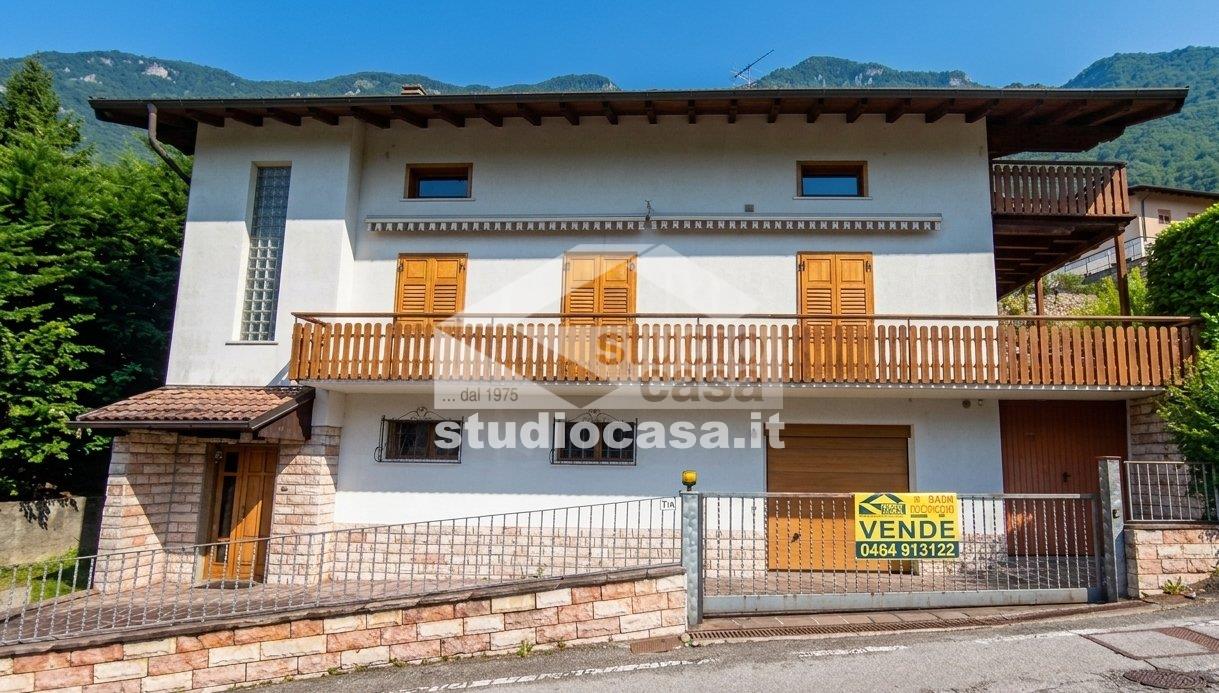 Villa Bifamiliare in vendita a Trento