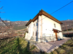 Appartamento in vendita a Ala