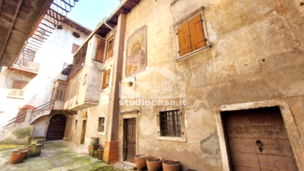 Casa Plurifamiliare in vendita a Ala