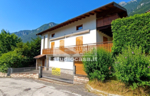 Villa Bifamiliare in vendita a Trento
