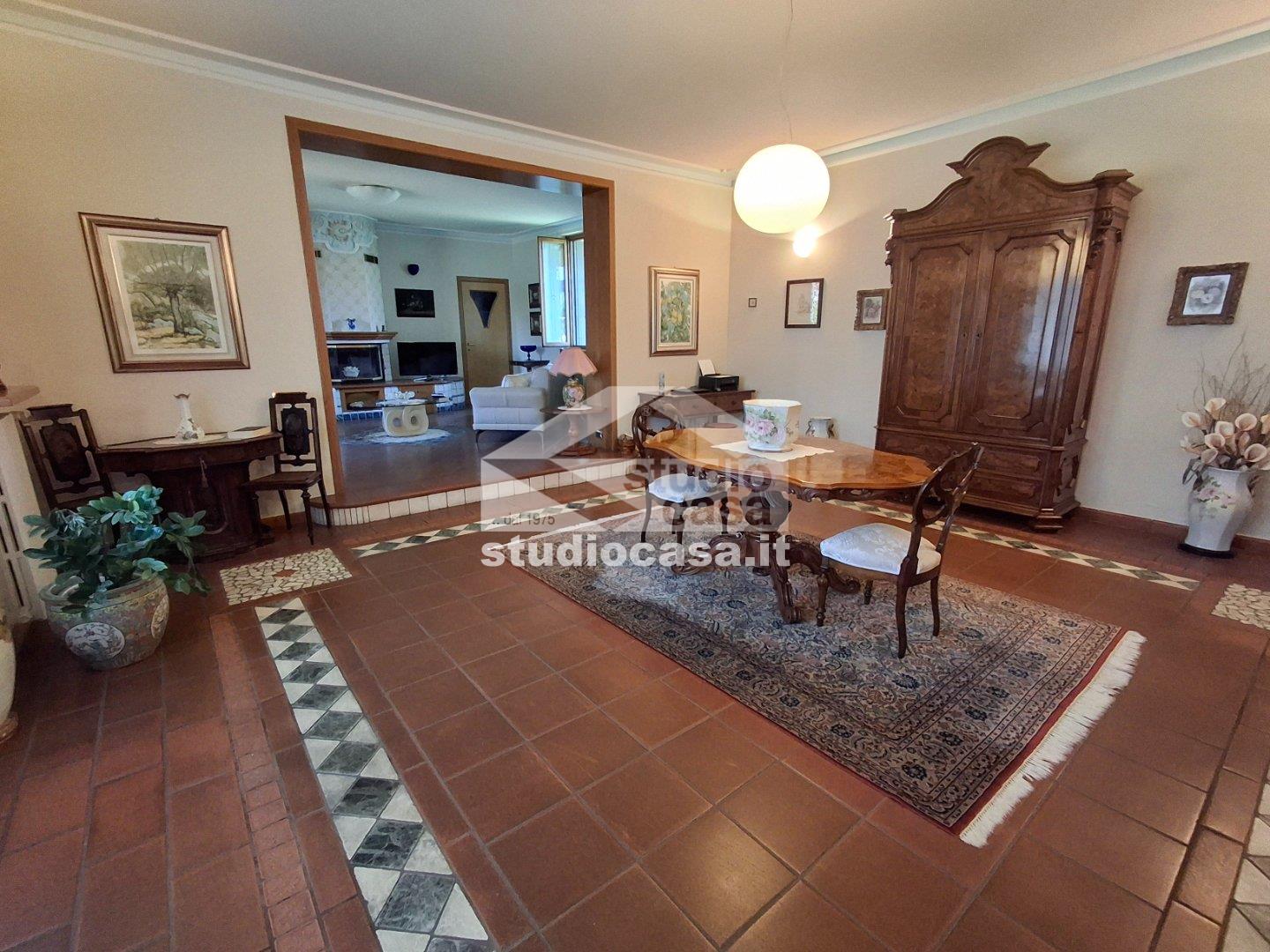 Casa Plurifamiliare in vendita a Soresina