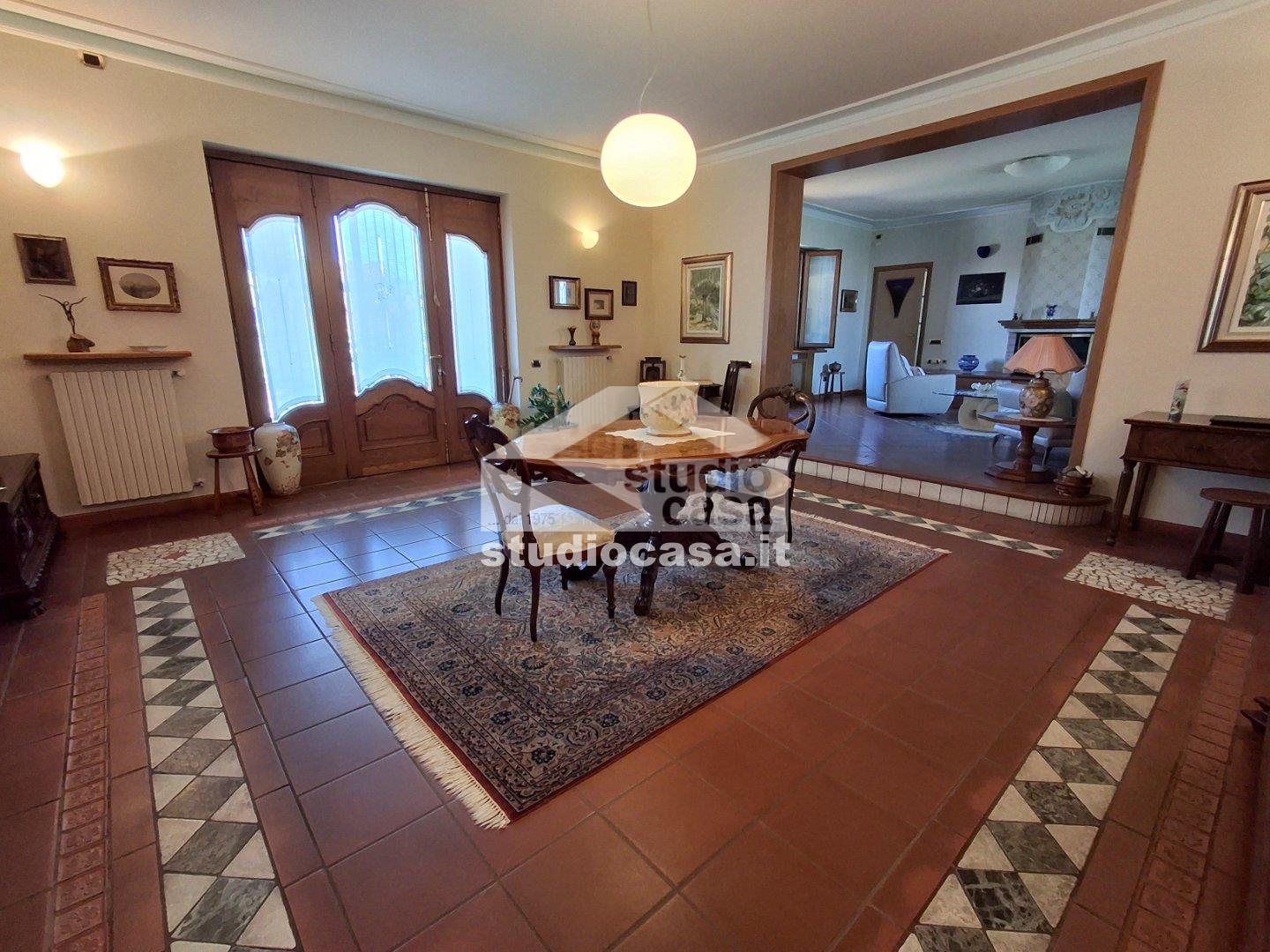 Casa Plurifamiliare in vendita a Soresina
