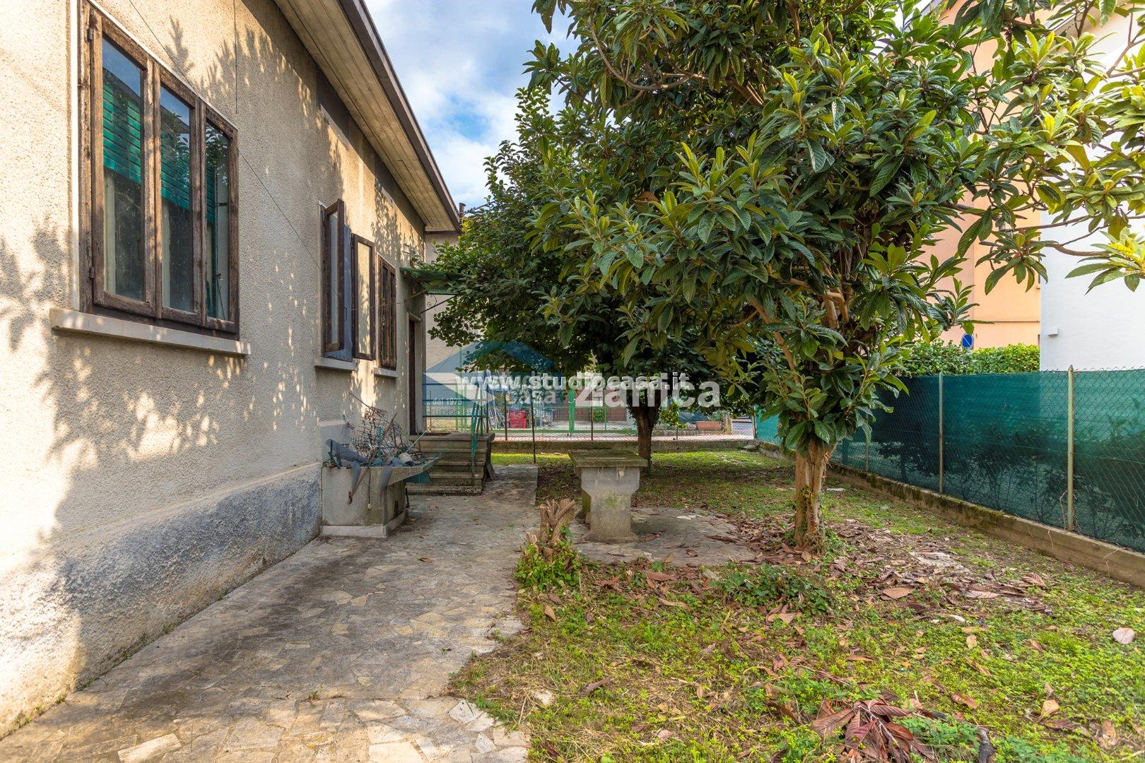 Villa Unifamiliare in vendita a Bergamo