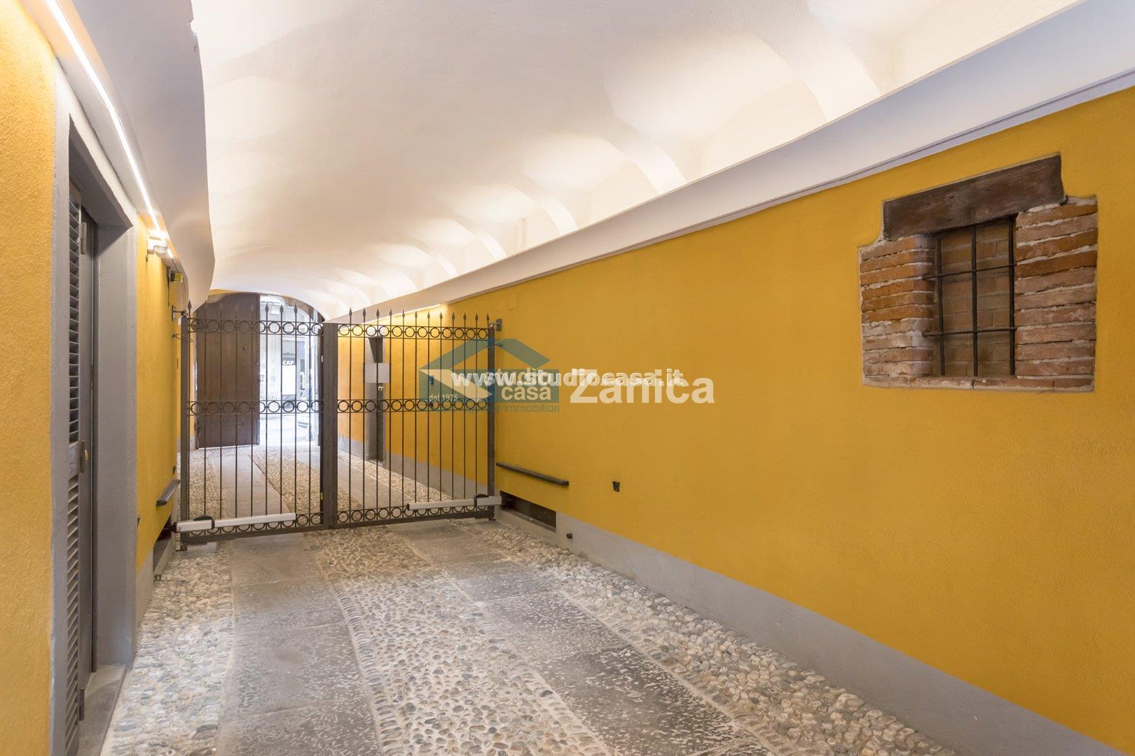 Appartamento in vendita a Bergamo