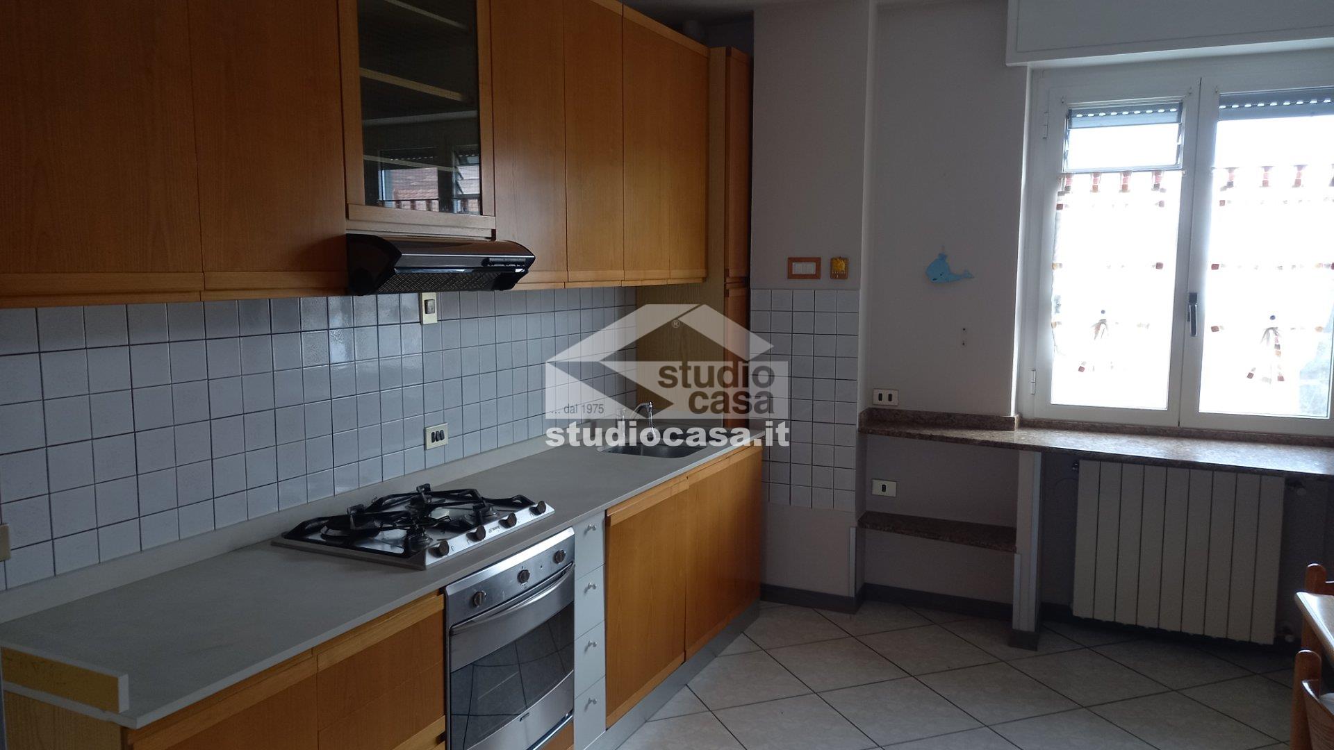 Appartamento in vendita a Azzano San Paolo